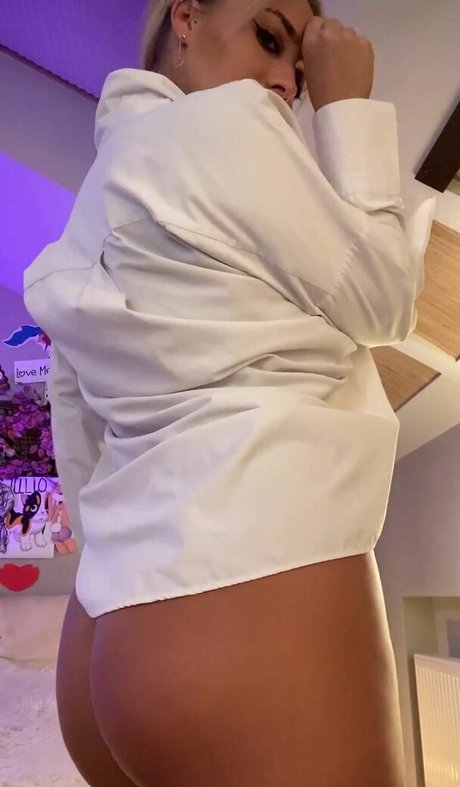 Staceyadams free star img