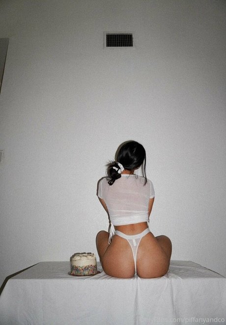 Piffanyandco erotic pornstar img