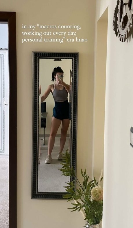 Brett Cooper beautiful star gallery