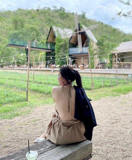 Niparat Konyai nice actress pic