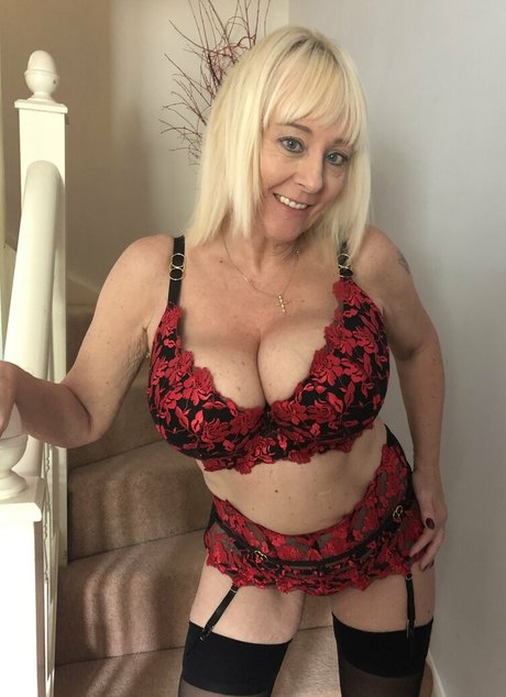 cute babe onlyfans hot nude pictures