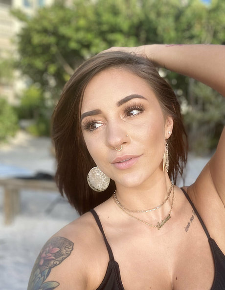 naughty autie top pornstar img