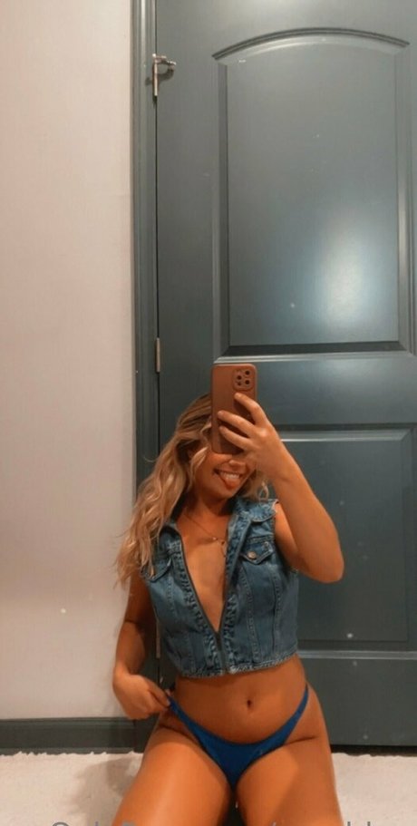 maeblue naked actress images