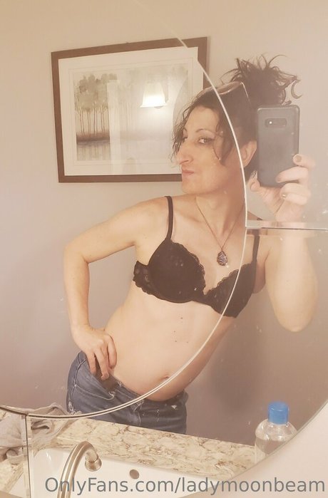 ladymoonbeam thumbnail