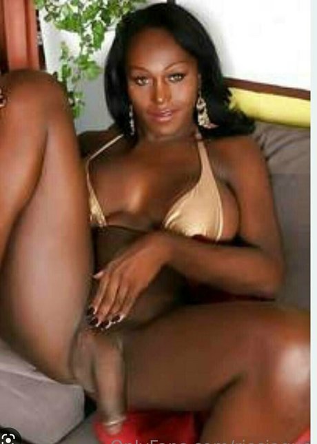 riosjaque star nude picture