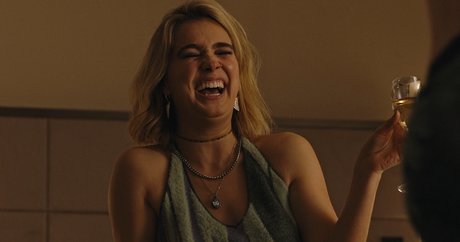 Haley Lu Richardson nice actress picture
