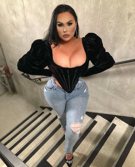 sxmonne pornstar adult gallery