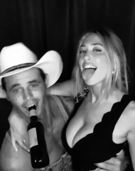 Lindsey Kevitch star naked gallery