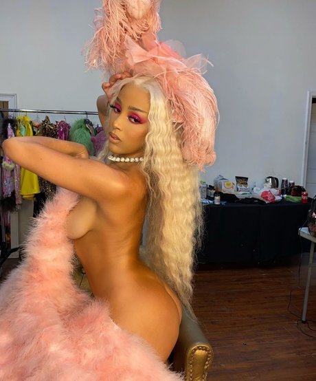 Doja Cat porn model img