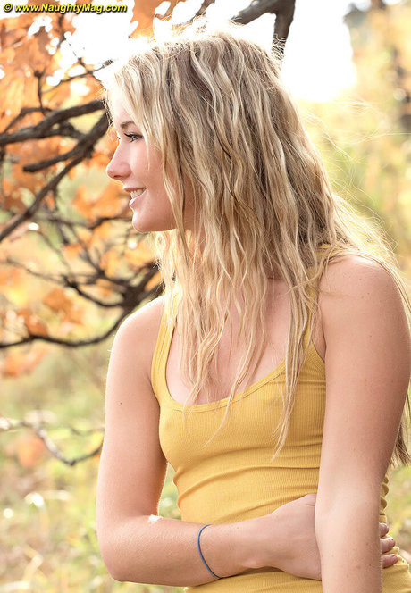 scorepass model adult picture