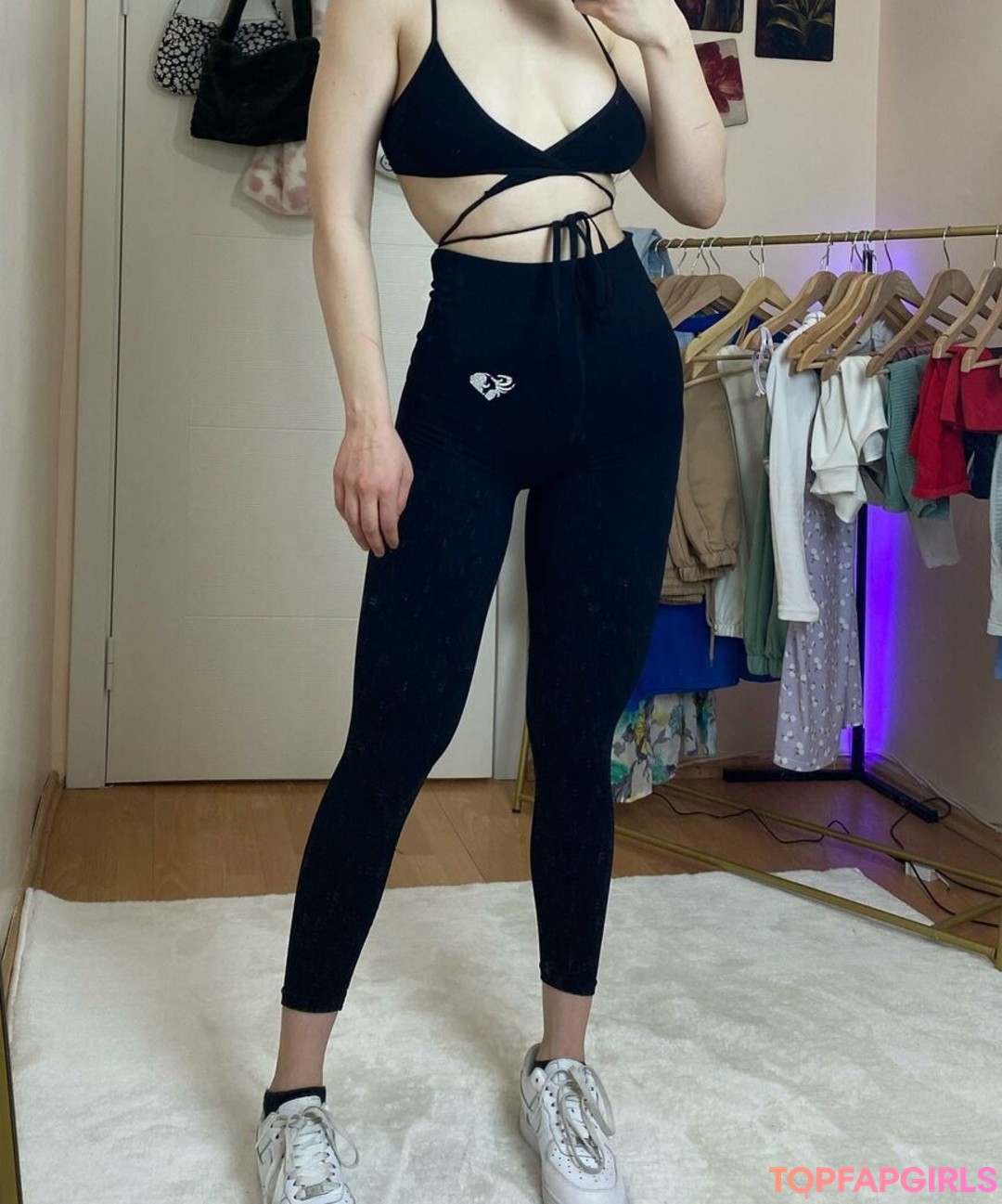 Sudefit erotic actress archive