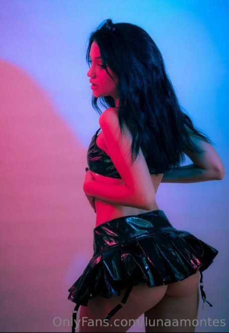 Luna Montes model perfect picture