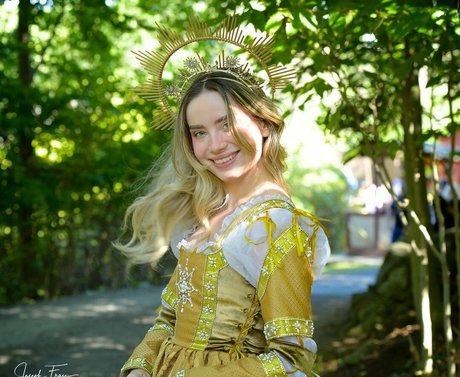 queen astraea top model pictures