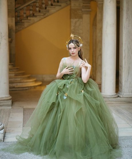 queen astraea star pictures