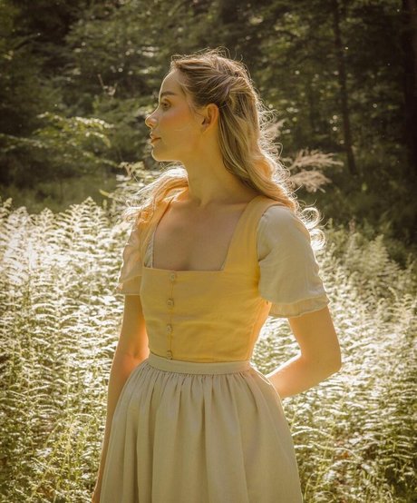 queen astraea erotic model gallery