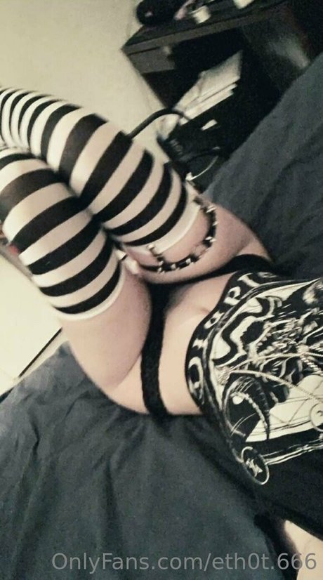 Eth0t 666 pornstar exclusive pics