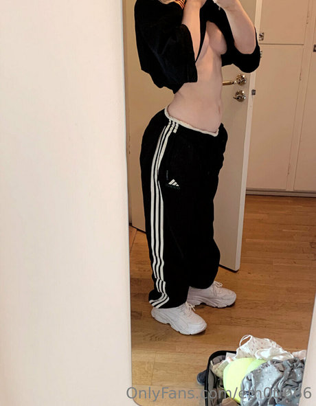 Eth0t 666 model sexy pictures