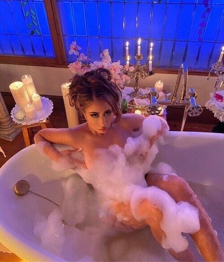 Kali Uchis pretty star photo