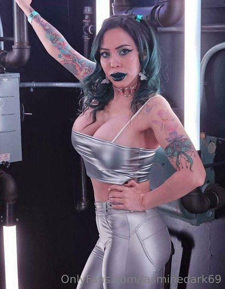 tattooed redhead onlyfans nudes archive