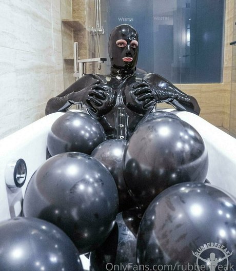 rubberfreak model nudes picture