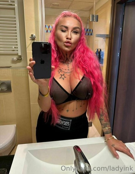 ladyink hot actress photo