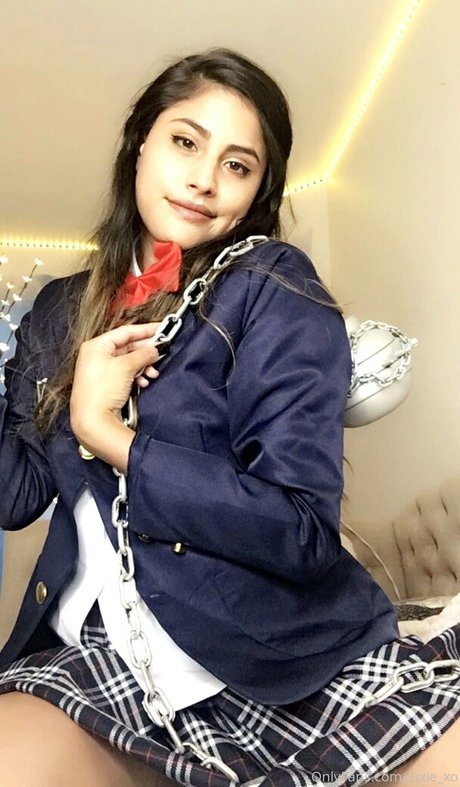 luxie xo pretty star pics