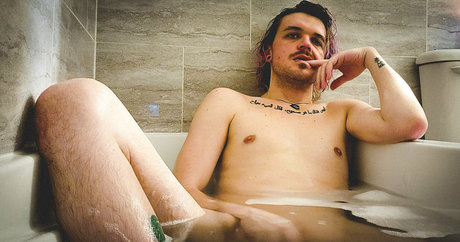 joystiknik star porn pics