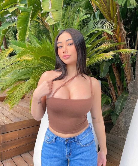 Ellerie Marie free actress photos