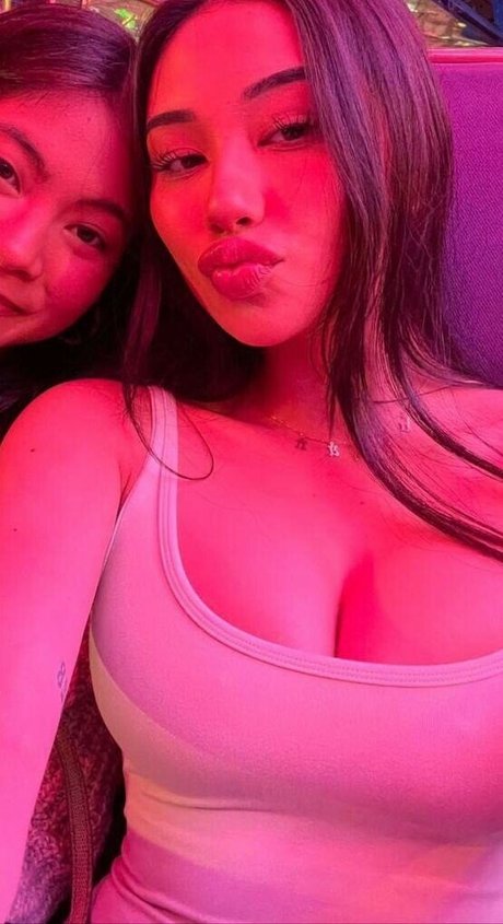 Ellerie Marie model free img