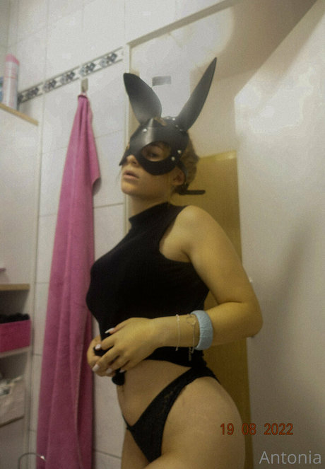 imhotantonia exclusive star pictures