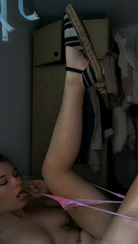 imhotantonia actress gallery