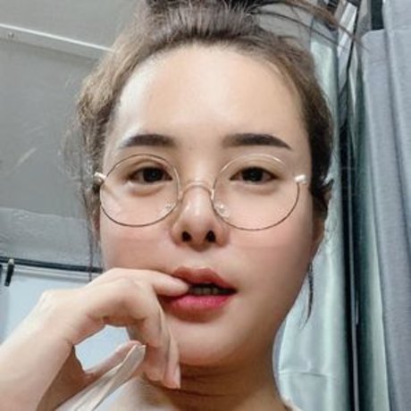 yoshithunchanok porn actress pics