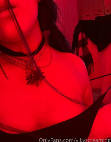 vikyscreaming sex pornstar picture