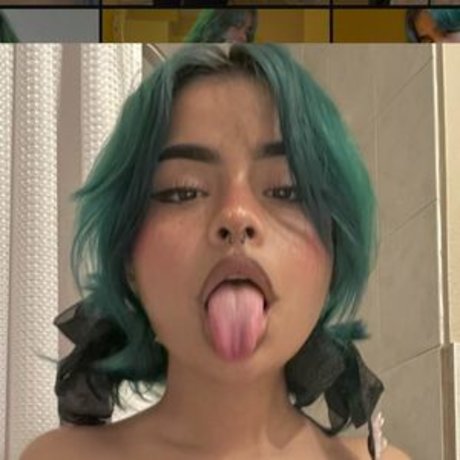 hijabi onlyfans beautiful photo