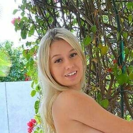 teeenskyler pornstar hot gallery