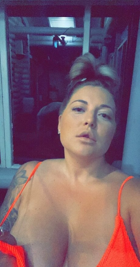 ellitelli adult star images