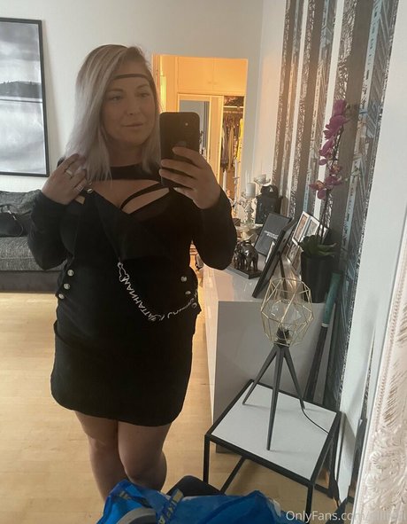 ellitelli top pornstar photos