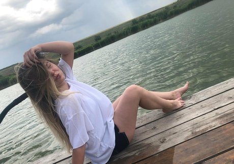 tsdelia perfect pornstar pics