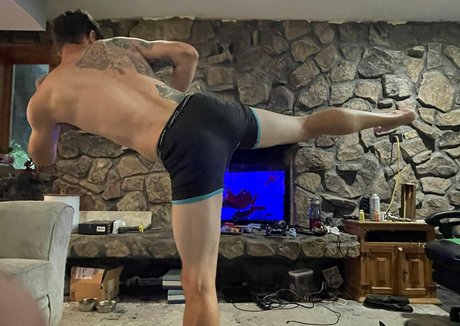 sirgash model pornographic image