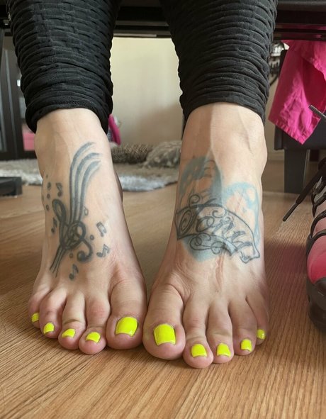 servingfet model high quality archive