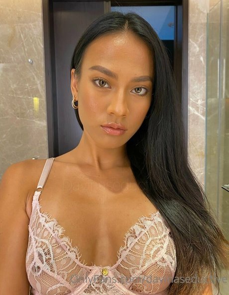 davinaseductive art actress pic