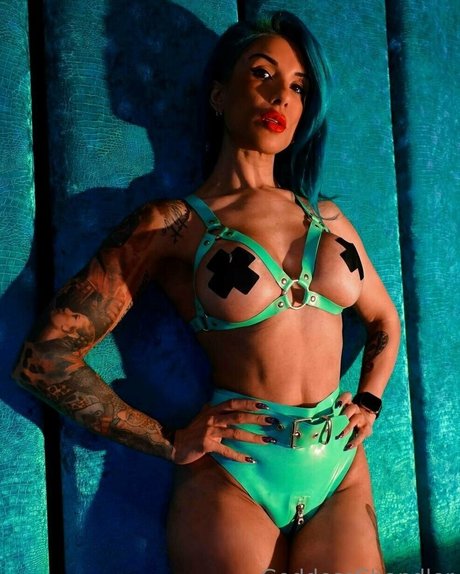 cuntress chandler model erotic gallery