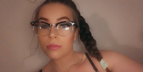 ameliaskye exclusive actress pics