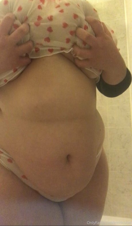 emiscutie pornstar free pictures