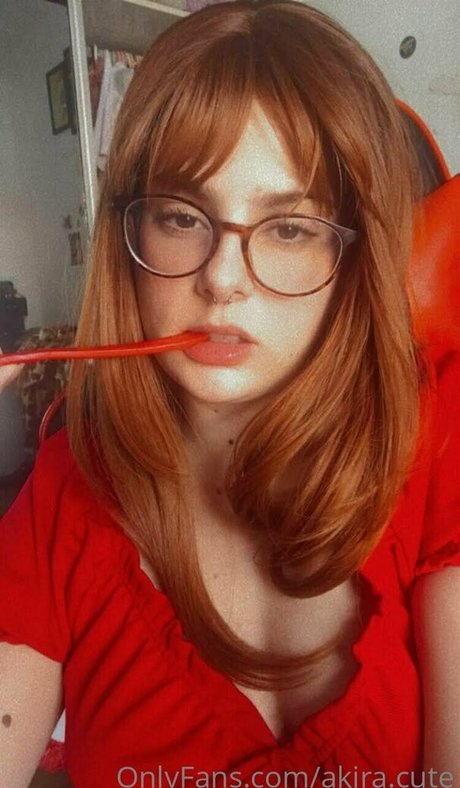 akira cute nudes actress img