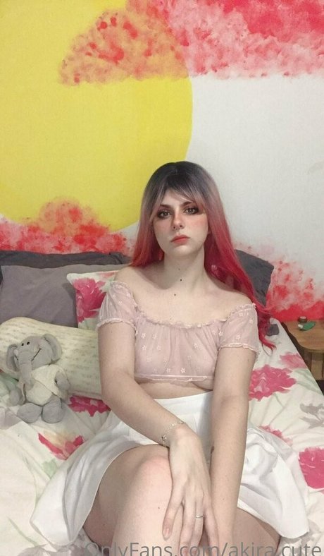 akira cute profile pic