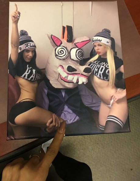 nikkidelano hd actress img