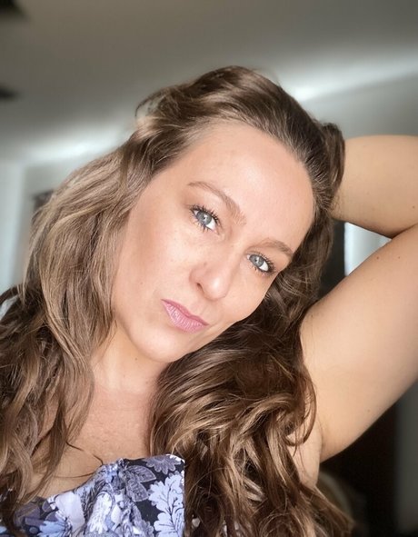 beautiful latina onlyfans free porn img