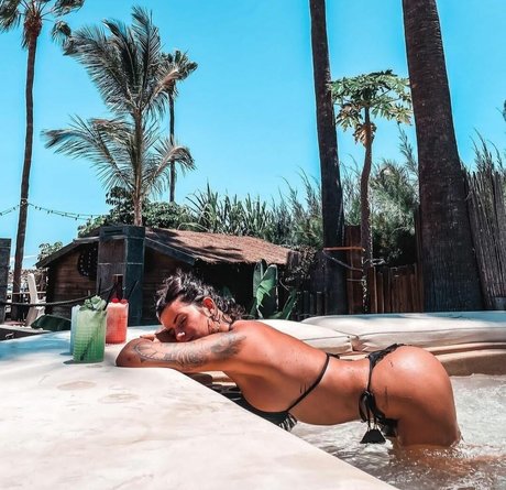 Lola Ortiz model best pictures