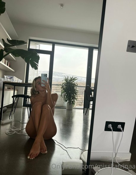 misskatrinaa perfect actress pic